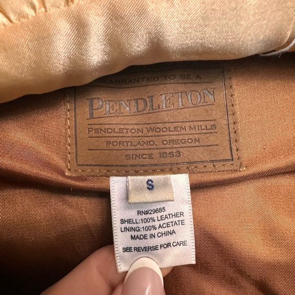 Pendleton Tan Brown Leather Fringe Jacket - Picture 3 of 5